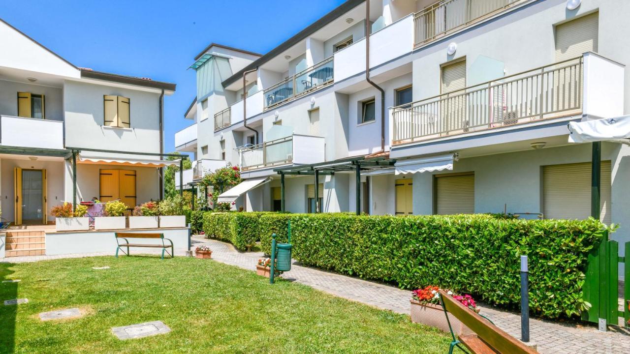 Altanea Residences Con Piscina Caorle Exterior foto