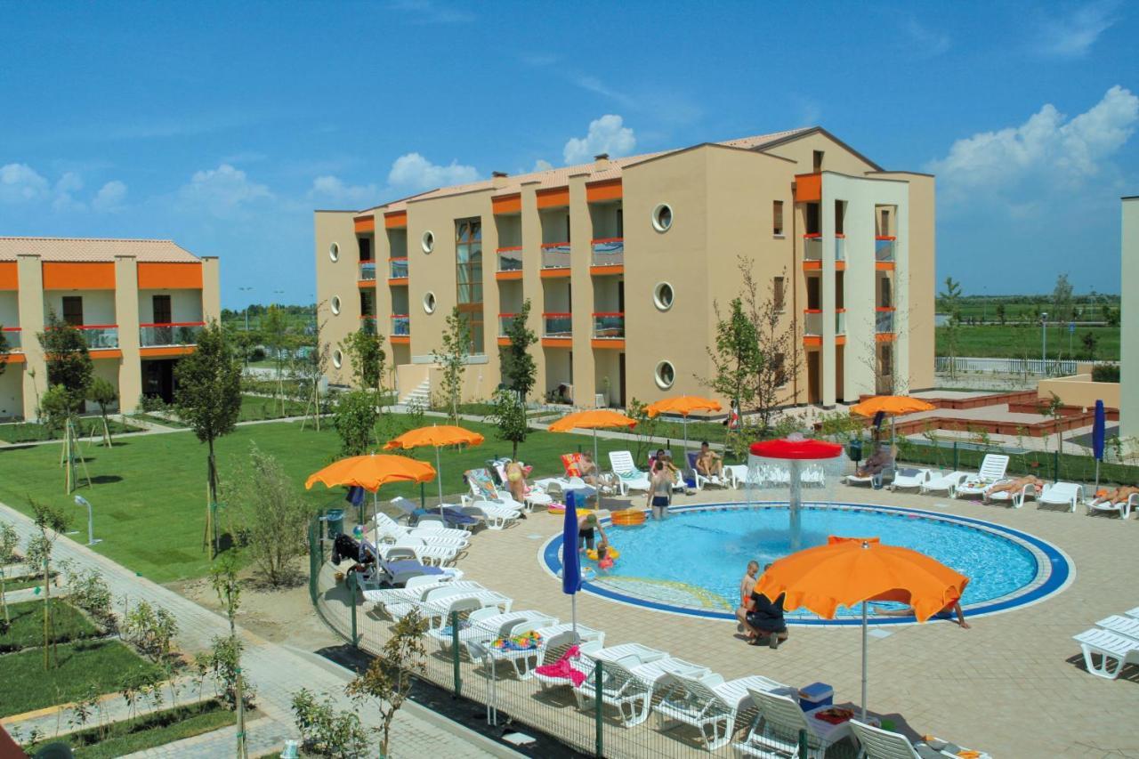 Altanea Residences Con Piscina Caorle Exterior foto