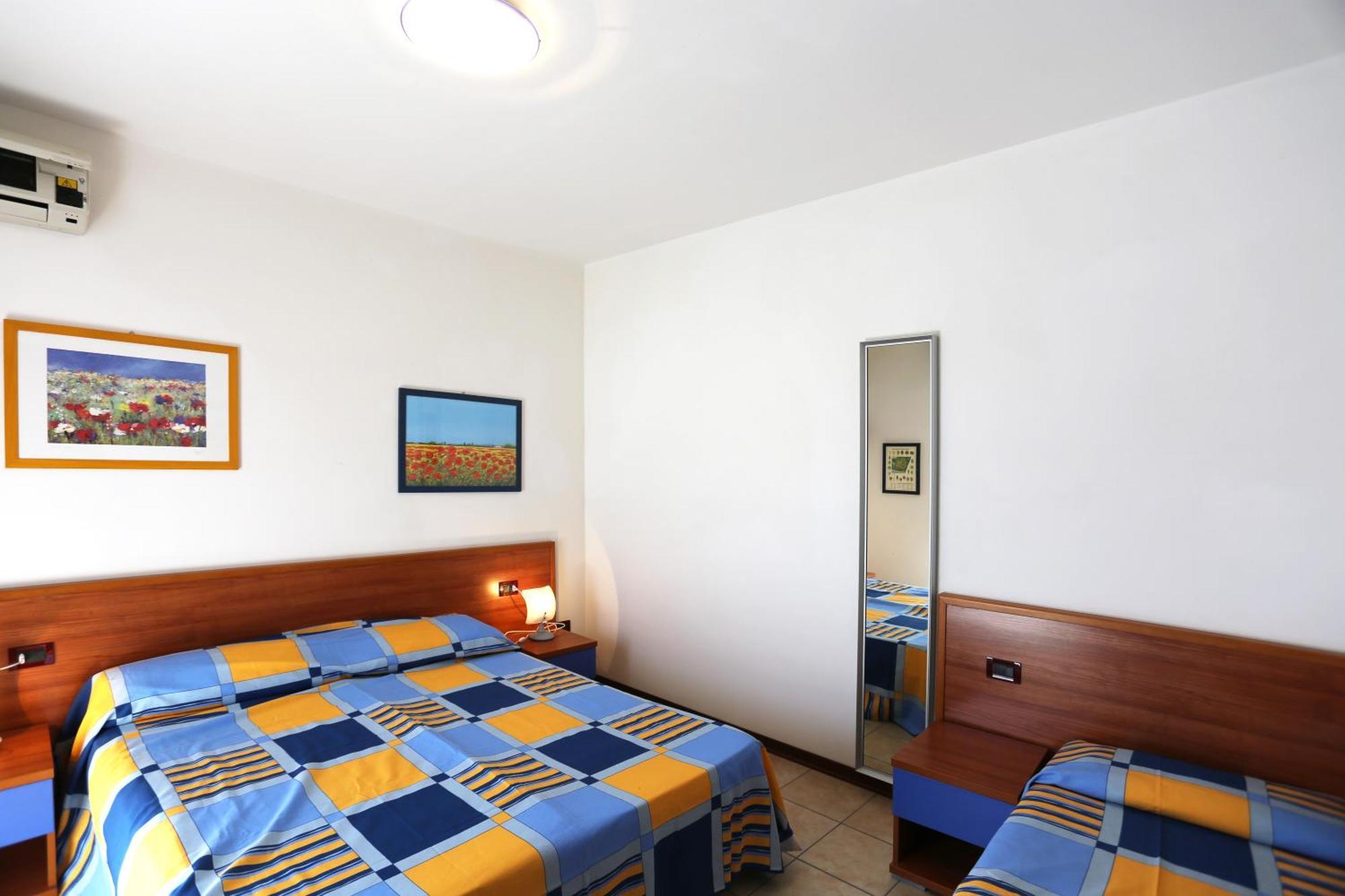 Altanea Residences Con Piscina Caorle Exterior foto
