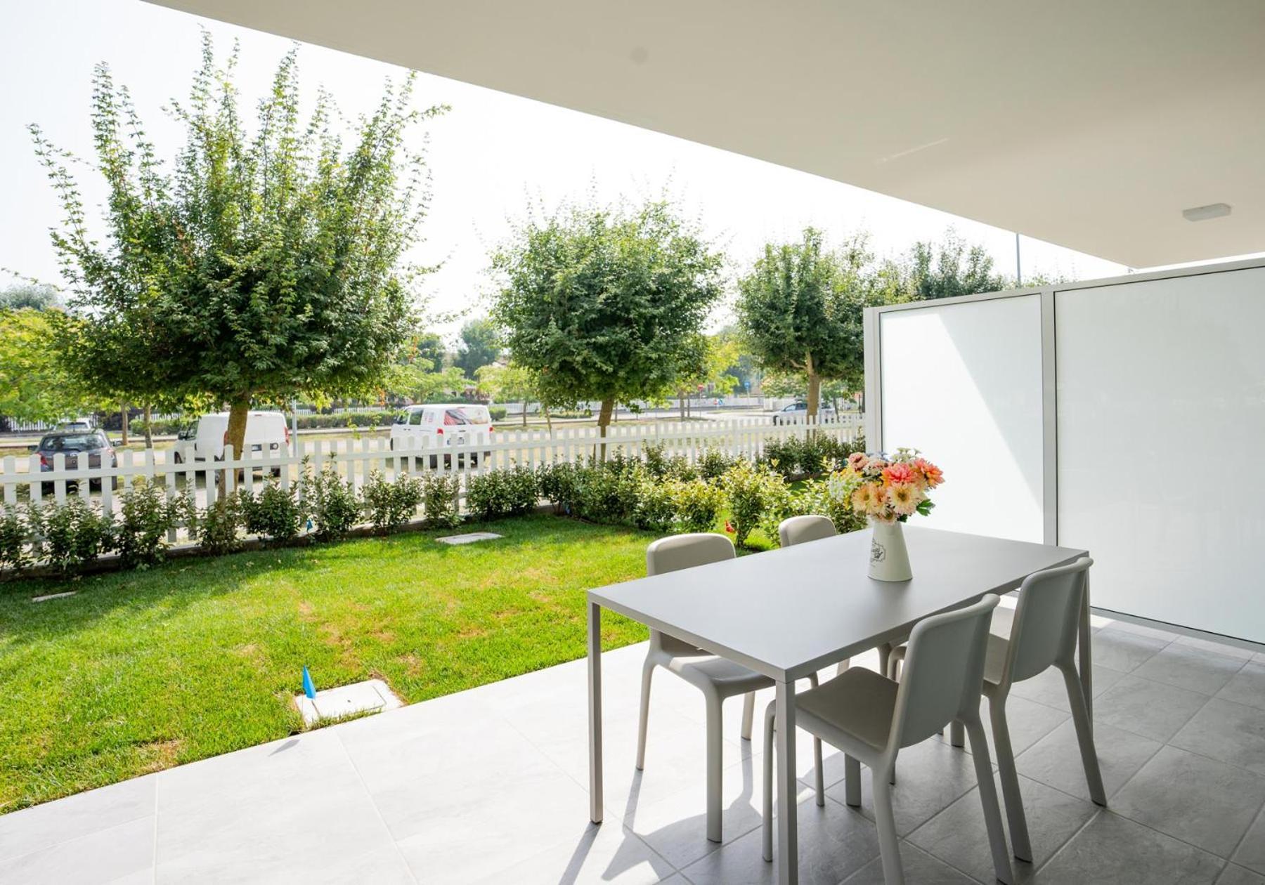 Altanea Residences Con Piscina Caorle Exterior foto